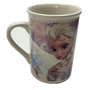 FROZEN Anna Elsa Olaf Mug 2014 8 oz capacity Microwave and Dishwasher safe